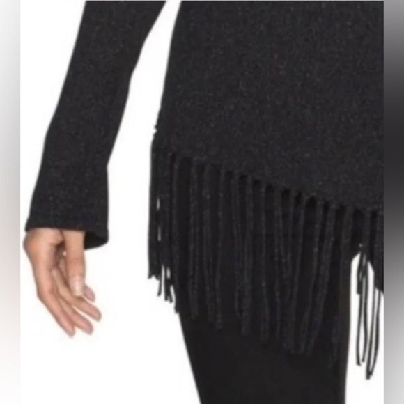 WHITE HOUSE BLACK MARKET ASYMMETRICAL HEM FRINGE TOP LONG SLEEVES WITH GLITTER - Picture 10 of 10